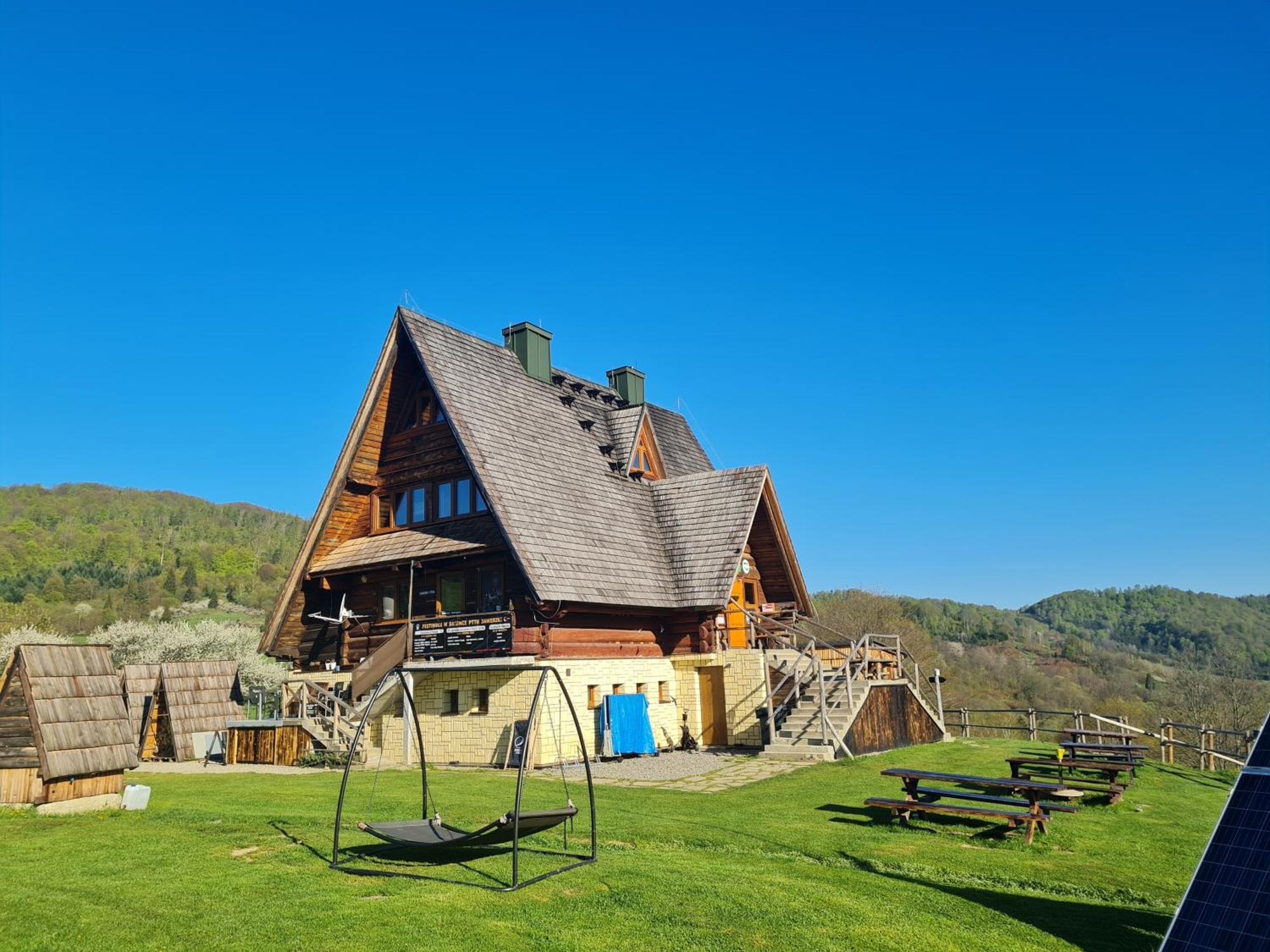 Bacowka Pttk Jaworzec Hostel Wetlina Exterior photo