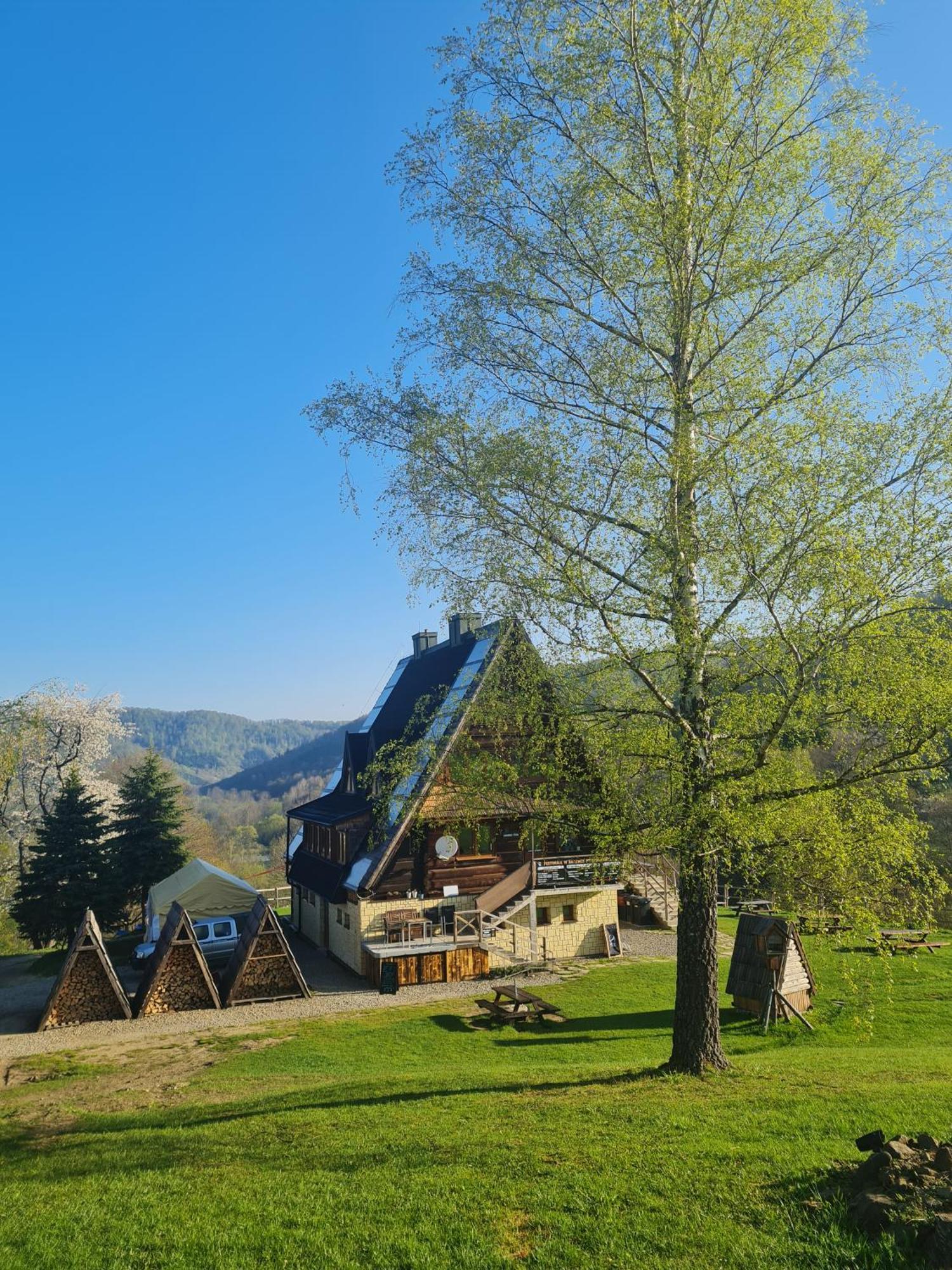 Bacowka Pttk Jaworzec Hostel Wetlina Exterior photo